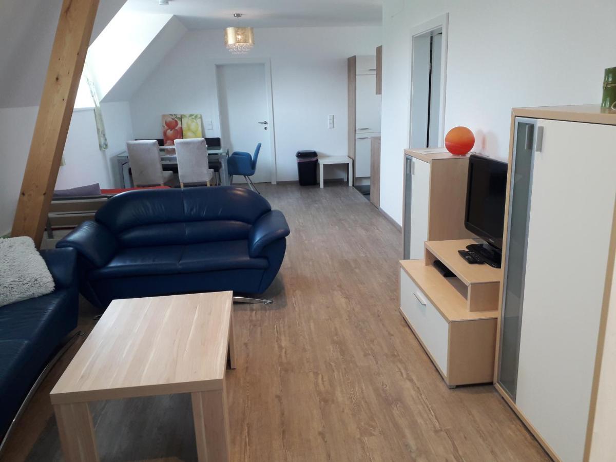Apartment mit Balkon Steyr Exterior foto